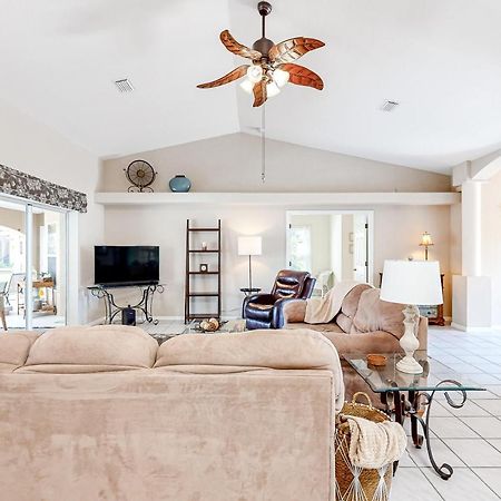 Life At The Canal Cape Coral Extérieur photo
